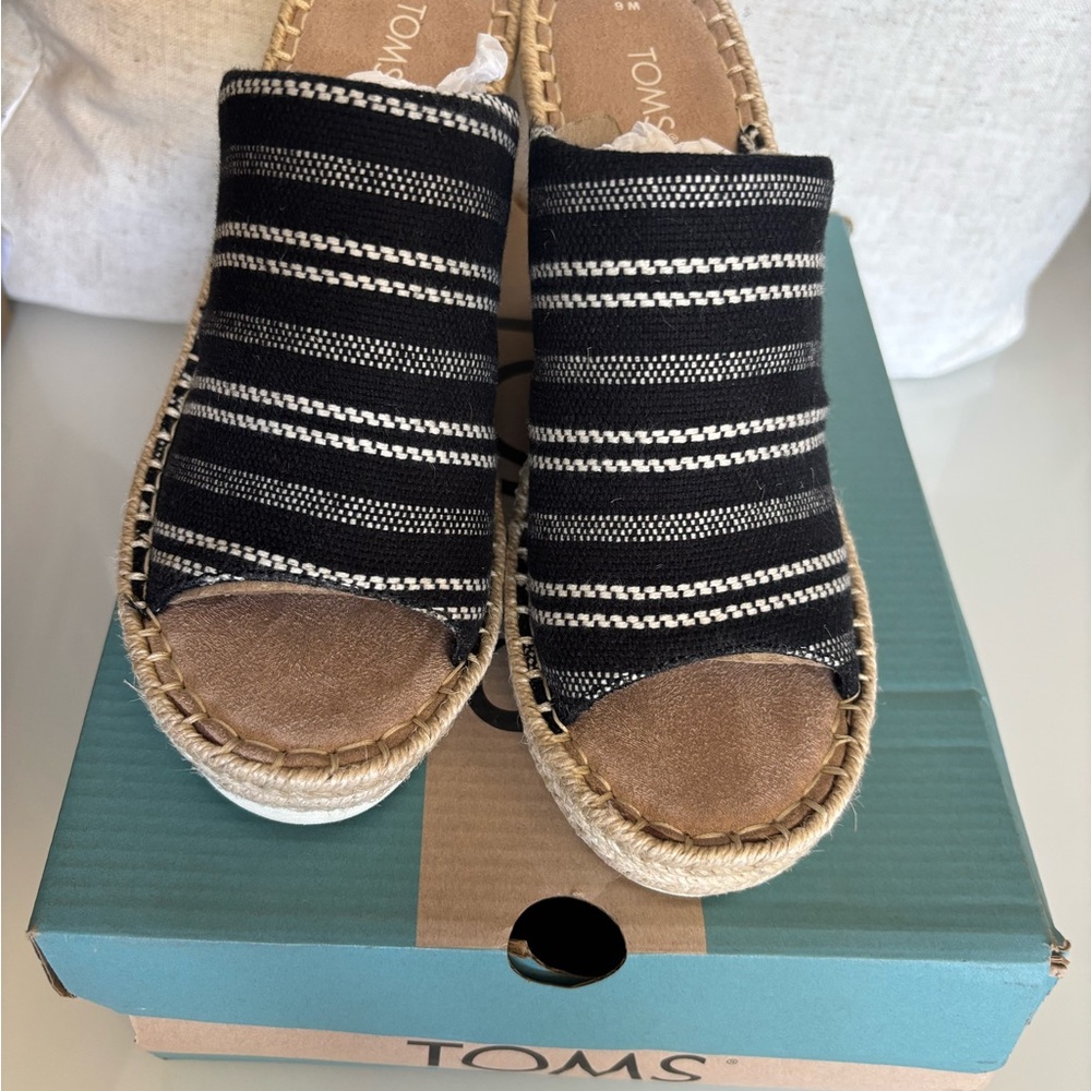 Toms Black and White Striped Wedges